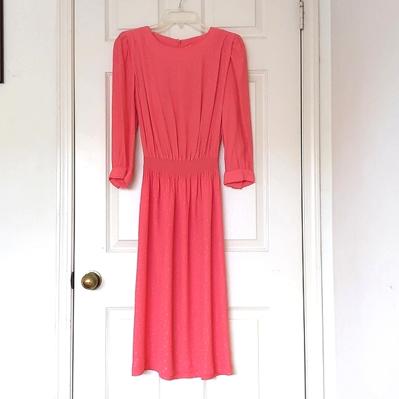 NWOT. Vintage Karin Stevens Coral with blue circle patterned Maxi Dress. - Picture 4 of 5